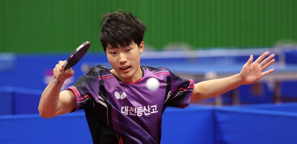 고등부 남자단식 우승 이현호 개인복식 준우승(수정).jpg